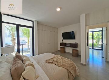 Departamento · 139m² · 3 Recámaras · 1 Estacionamiento · Departamento de Lujo en Zona Diamante: 3 Recámaras con Terraza Privada
