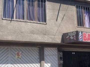 Casa de 6 habitaciones, Ecatepec de Morelos · Casa en Venta con Departamentos en Jardines de Morelos
