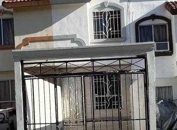 202d324f011fb869177075661a1c8e3ca286fb7e6432f7c60781d55b0f68cd14 · Venta | Casa Ampliada Santa Fe 2da Sección