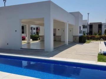 Casa en condominio de 2 habitaciones, Corregidora · Renta Casa Duplex en Paseos del Bosque | Pb, Fraccionamiento con Seguridad, Alberca, Áreas Verdes.