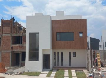 Casa de 4 habitaciones, Toluca · Casa en Venta Toluca Santa Ana Tlapaltitlan
