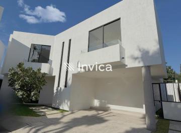 Casa de 4 habitaciones, Zapopan · Residencia en Venta en Las Fuentes - Entrega Inmediata.