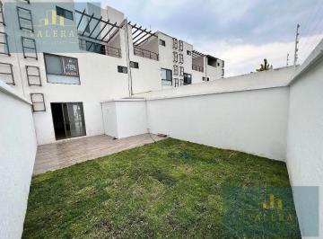 Casa · 141m² · 3 Recámaras · 2 Estacionamientos · Casa en Venta en Fraccionamiento El Mirador