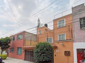 Casa de 4 habitaciones, Azcapotzalco · Casa en Venta en Azcapotzalco