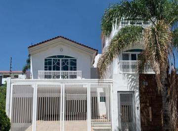 Casa de 4 habitaciones, Zapopan · Casa Venta en Ciudad Bugambilias Segunda Sección, Zapopan