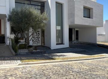 1 · Casa en Venta en Puebla Lomas de Angelopolis II Parque Cairo Sonata