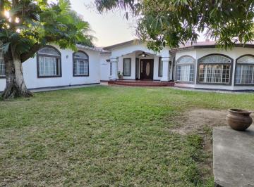 Casa de 5 habitaciones, Tecomán · Casa en Venta en Cerro de Ortega, Tecomán, Colima