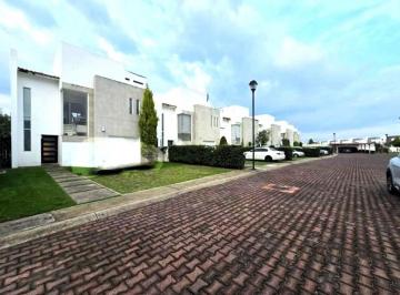 Casa en condominio de 4 habitaciones, Metepec · Casa en Venta Fracc. Foresta Dream Lagoons en Metepec