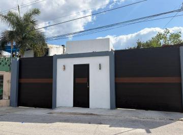 Casa de 3 habitaciones, Campeche · En Venta Casa Amplia de 3 Recamaras en San Rafael
