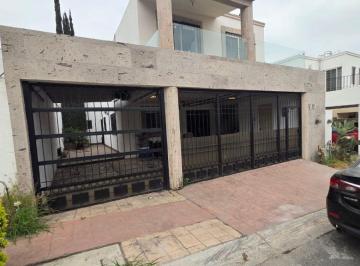 Casa de 3 habitaciones, Monterrey · Casa Amueblada en Renta Cumbres Santa Clara