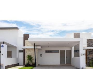 Casa · 162m² · 2 Recámaras · 2 Estacionamientos · Casa en Residencial Palma Real