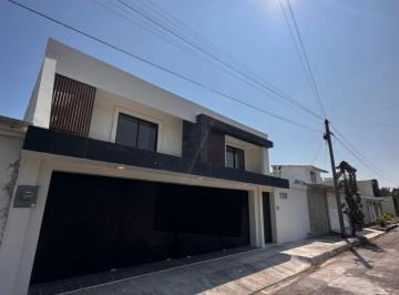 Casa de 4 habitaciones, Boca del Río · Casa de 4 Recamaras en Venta