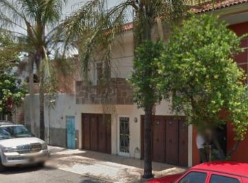 Casa de 4 habitaciones, Guadalajara · Casa en Venta en Colonia Libertad, Guadalajara Jalisco.