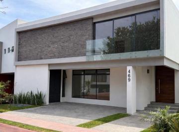 Casa de 4 habitaciones, Tlajomulco de Zúñiga · Casa en Venta de Oportunidad en La Rioja