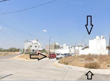 Terreno / Lote · 400m² · Terreno en Renta, a un Lado del Colegio Victor Frankl