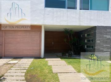 Casa · 277m² · 3 Recámaras · 3 Estacionamientos · Casa en Venta La Vista Residencial La Condesa