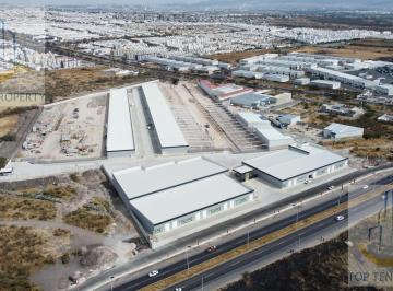 Bodega comercial · 1 Recámara · 4 Estacionamientos · Parque Industrial Envialidades Principales