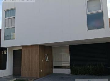 Casa · 170m² · Casa en Venta El Refugio con Excelente Distribución y Acabados Modernos.