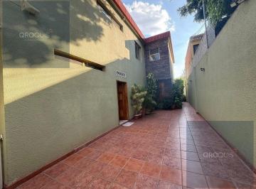 Casa · 320m² · 4 Recámaras · 2 Estacionamientos · Casa en Carretas
