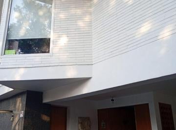 Casa de 4 habitaciones, Huixquilucan · Huixquilucan Casa Remodelada en La Herradura con Biblioteca, Hermoso Estudio con Terraza, 2 Bodegas