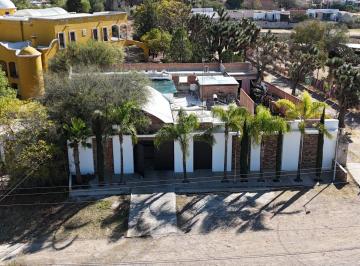 Villa de 1 habitación, Aguascalientes · Rmc - Salón de Fiestas Completamente Equipado en Venta, por El Sector Encinos, Al Norte de La Ciudad