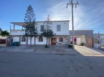 Casa · 700m² · 7 Recámaras · 9 Estacionamientos · Casa en Renta 7 Recamaras en Puerto Peñasco