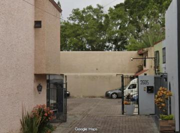 Casa de 3 habitaciones, Zapopan · Casa en Remate Hipotecario en El Colli Urbano en Zapopan Cerca de Paseos del Sol