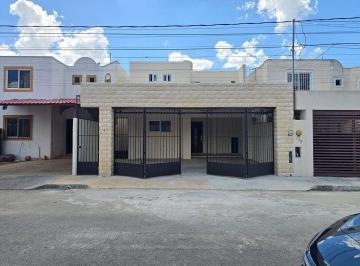 Casa de 3 habitaciones, Mérida · Casa en Venta en Mérida, Vista Alegre Norte, Remodelada
