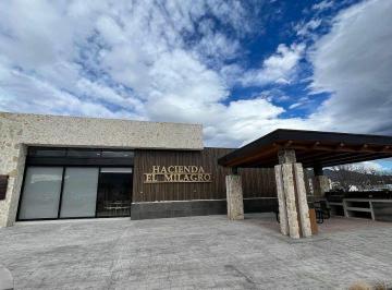 3f888895b43e9b2be835d4403beac5008163dbc8c5620f1d1e114aa1397d7c6d · Estrena Casa en Fracc. Hacienda El Milagro