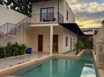 Casa · 230m² · 4 Recámaras · Casa - Paseo de Montejo