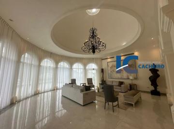 Casa de 5 habitaciones, Monterrey · Casa en Venta en Fraccionamiento Renacimiento en Monterrey Nuevo León