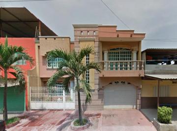Casa de 3 habitaciones, Apatzingán · Venta de Casa en La Colonia Lazaro Cardenas Apatzingan