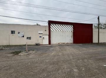 Bodega comercial de 4 habitaciones, García · Bodega en Renta en Mitras Poniente - 950 M&sup2;/ Anden y Rampa / Área de Maniobra