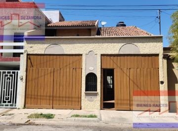 Casa · 192m² · 4 Recámaras · Casa - Las Fuentes