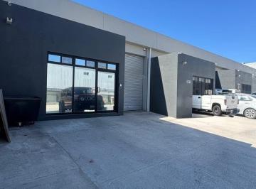 Bodega comercial · 172m² · 4 Estacionamientos · Bodega Comercial en Renta La Mesa, Tijuana. - (4)