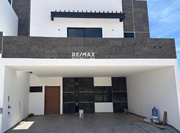 Casa · 276m² · 3 Recámaras · 2 Estacionamientos · Casa en Venta en Sonterra Residencial II - (4)