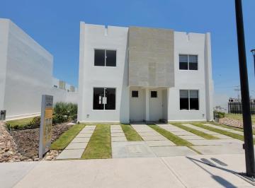 Casa · 93m² · 3 Recámaras · 1 Estacionamiento · Casa en Venta Sendas Residencial