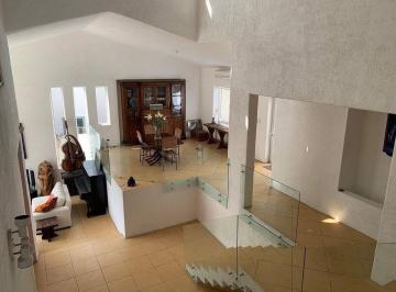 3963f2d263acfad6a579dd22871fb93bd3d92991270a96e887046f7ba33a78bc · Casa en Venta Sierra Alta