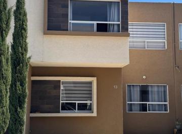 Casa · 132m² · 3 Recámaras · 2 Estacionamientos · Se Vende Casa en Villas San Fernando, Calimaya