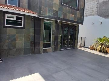 FACHADA CASA ENTRADA DOS AUTOS · Casa Venta Jacarandas, Tlalnepantla de Baz
