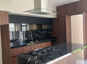 Casa de 4 habitaciones, León · Casa en Venta en La Campigña de Cuarto Recamaras