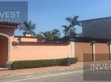 Casa · 1444m² · 3 Recámaras · 3 Estacionamientos · Casa en Fraccionamiento Residencial Sumiya