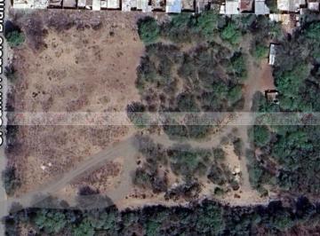 Terreno / Lote · 2700m² · Terreno / Lote en Venta en La Petaca