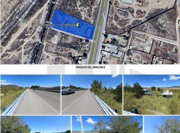 Terreno / Lote , Saltillo · Terreno en Venta La Encantada con 3 Casas Frente a Carretera con Servicios Saltillo Coahuila