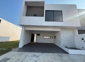 Casa · 180m² · 3 Recámaras · Casa en Fraccionamiento Lomas de La Rioja