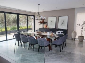 Casa en condominio de 4 habitaciones, Huixquilucan · Casa en Condominio con Doble Seguridad Seguridad