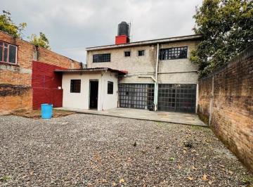 Casa de 2 habitaciones, Orizaba · Se Vende Casa con 2 Locales Comerciales en Av de Los Censos