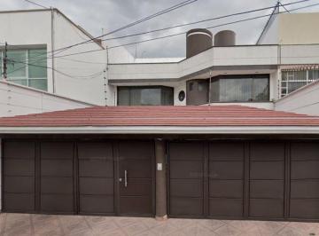 Casa de 3 habitaciones, Atizapán de Zaragoza · Casa con 3 Habitaciones en Venta, 218 m² Superficie de Terreno en Las Arboledas
