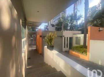 Departamento · 100m² · 3 Recámaras · 2 Estacionamientos · Venta de Departamento en Planta Baja en Hipodromo Condesa, Cdmx