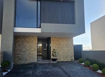 Casa de 4 habitaciones, Pachuca · Casa en Venta Altara 164